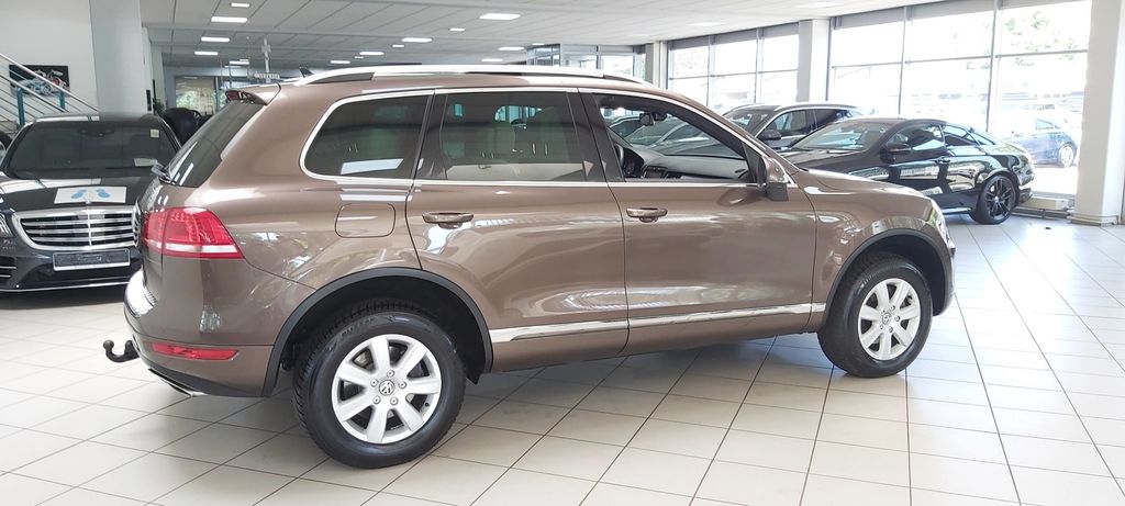 Volkswagen Touareg V6 3.0 TDI AHK PANO STANDH NETTO 16.500