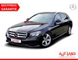 Mercedes-Benz E200 T-Modell Avantgarde LED Navi AHK Kamera - Mercedes-Benz E 200 mit Benzin-Antrieb: Schwarz, Kombi