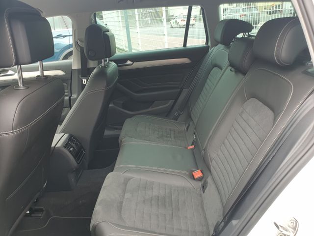 Passat Variant Elegance 2.0 TDI AHK-klappbar Nav