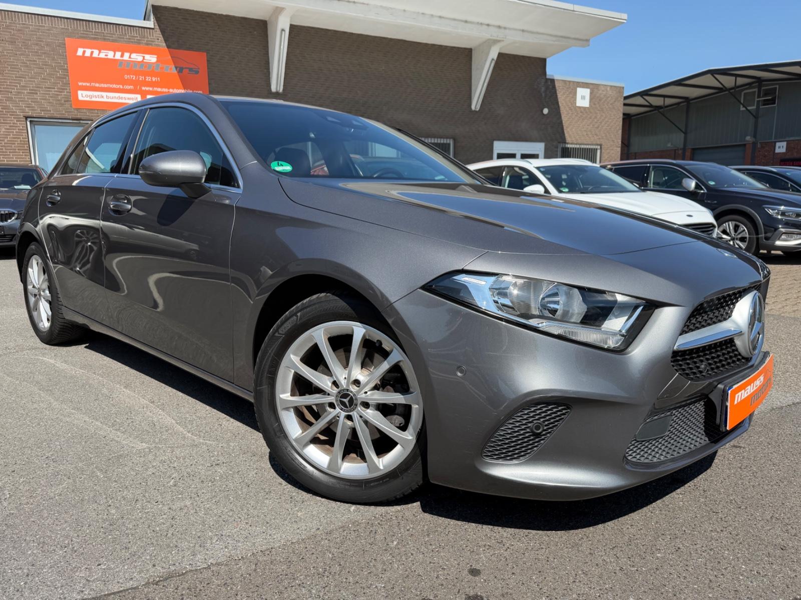 Mercedes-Benz A 180 NAV Sportsi PDC - 711