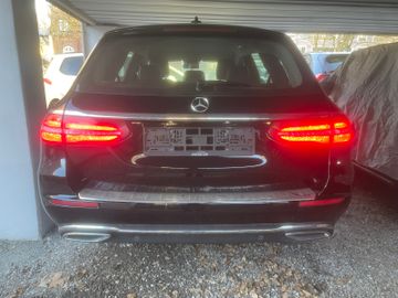 Mercedes E 200 - 6