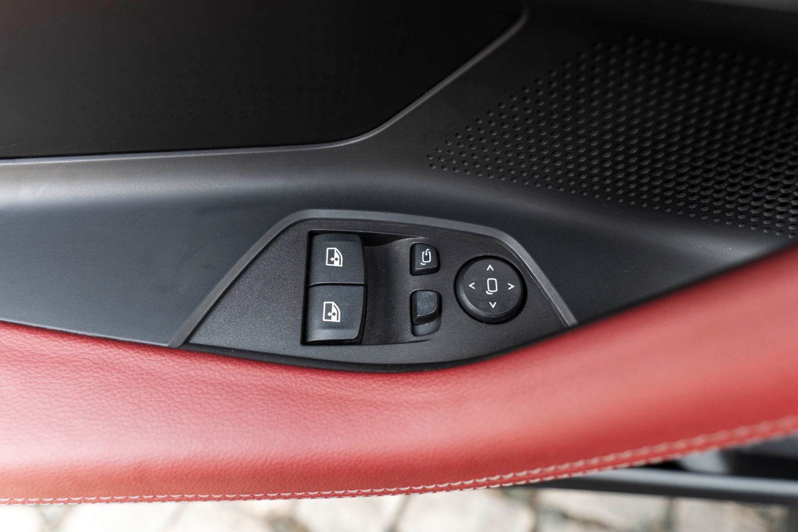 Fahrzeugabbildung BMW 230I M-SPORT KAM CARPLAY LED CARBON H&K M