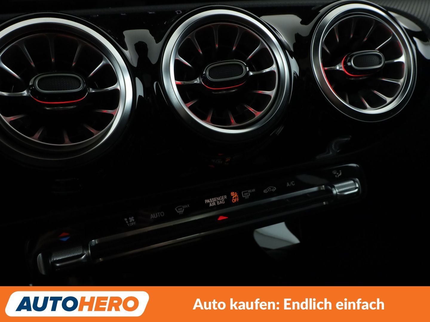 Mercedes-Benz CLA 250 4Matic AMG Line Aut.*NAVI*LED foto 24