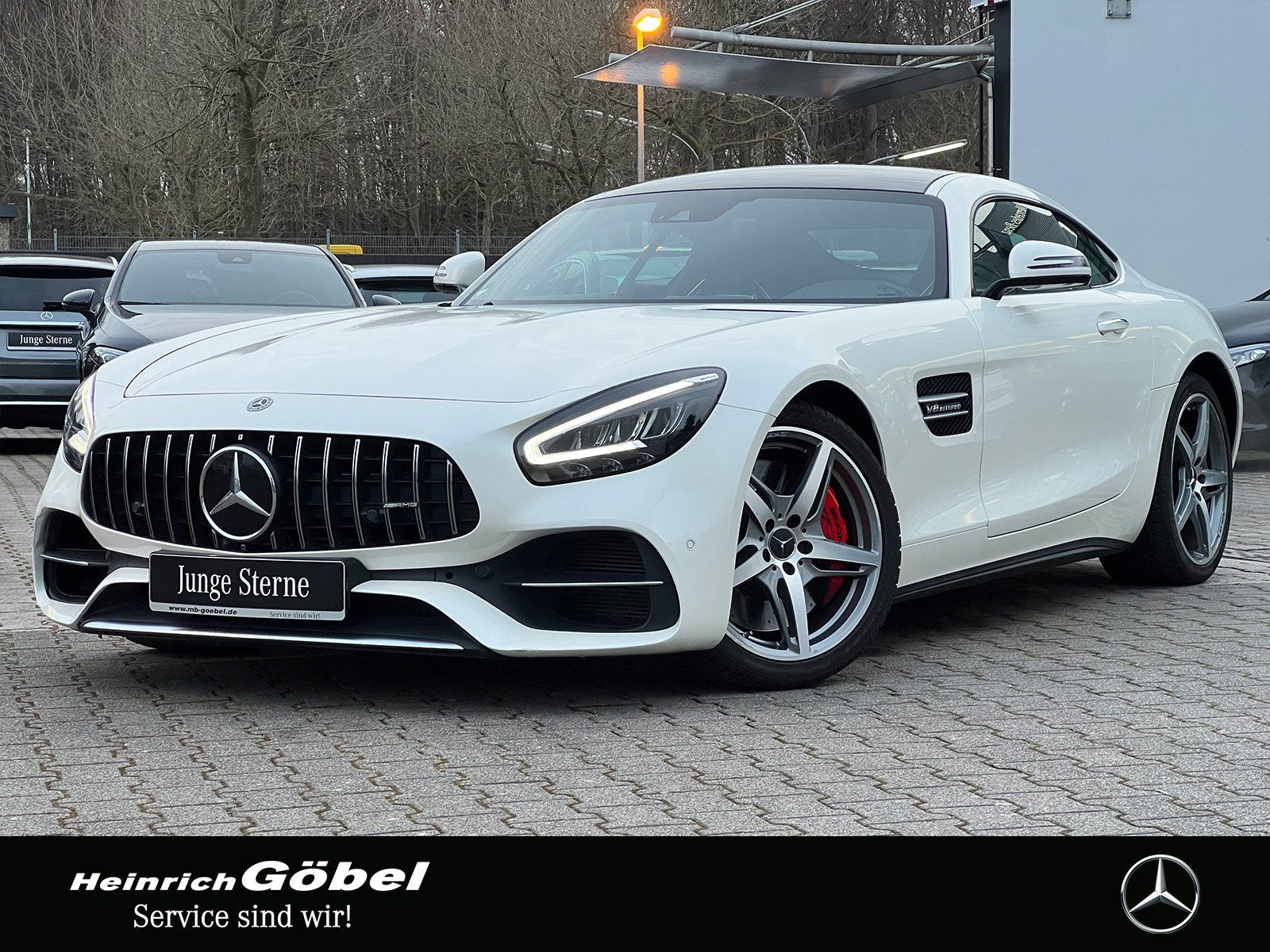 Fahrzeugabbildung Mercedes-Benz Mercedes-AMG GT S DISTRONIC NAVI LED BURMESTER