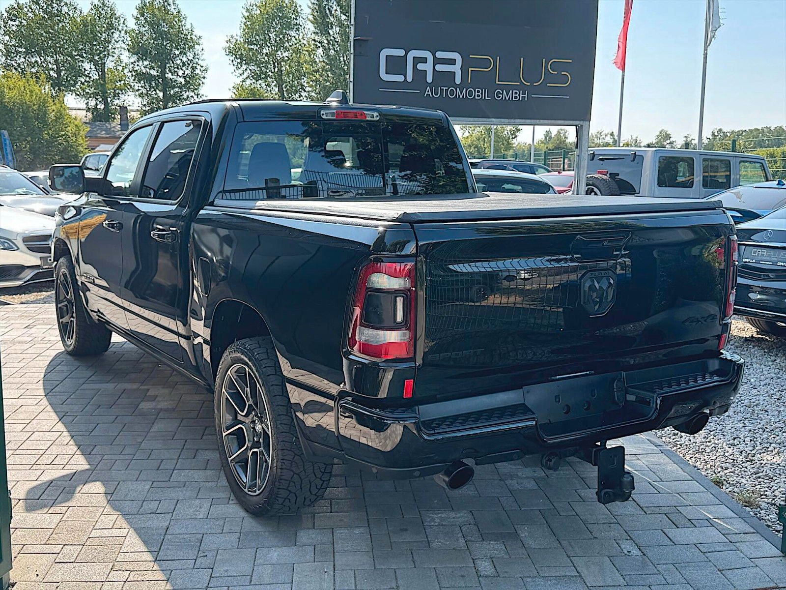 Fahrzeugabbildung Dodge RAM 5.7 V8 HEMI SPORT 4x4 *Pano*360*Luft*ACC*22'