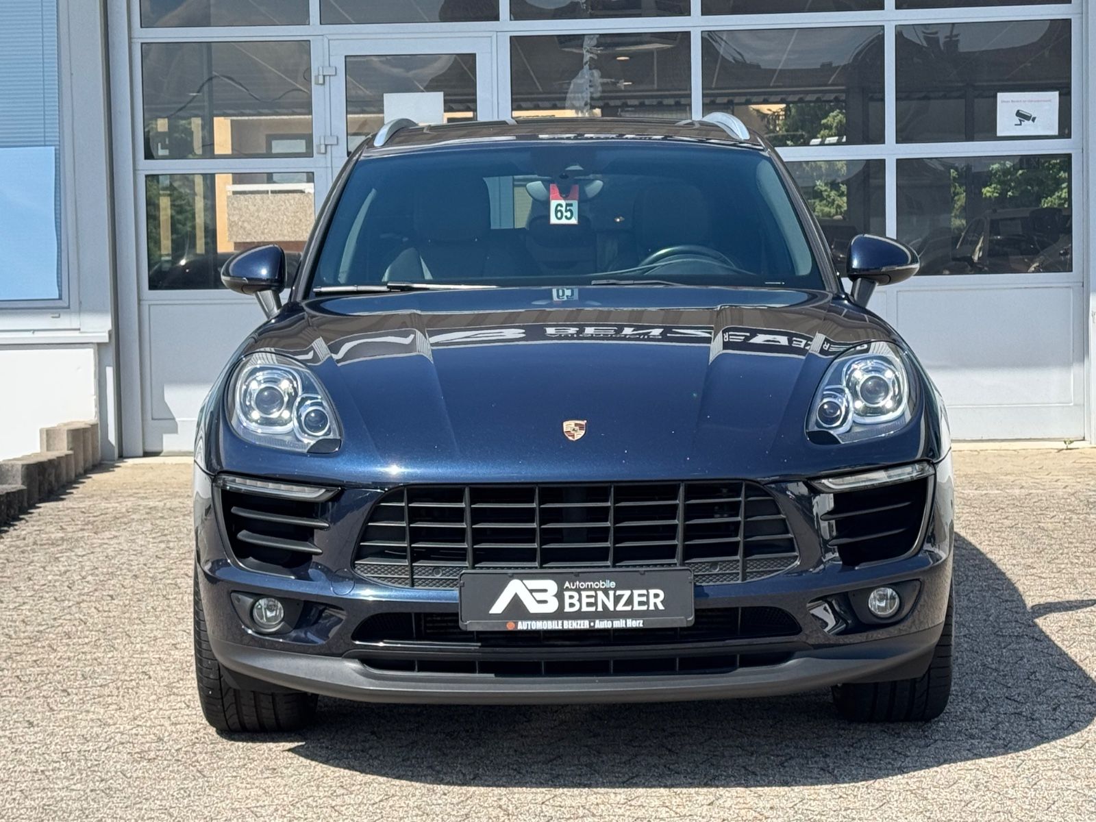 Fahrzeugabbildung Porsche Macan S Diesel/PANO/APPLE/NAVI/PDC/TEMPOMAT/SHZ