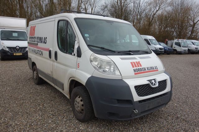 Peugeot boxer 2,2 hdi l1h1