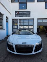 Audi 5.2 V10 Spyder FSI quattro R Tronic - Audi: R 10