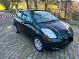 Toyota Yaris 1.4 D-4D 5 porte Sol - Toyota Yaris Sol mit Diesel-Antrieb