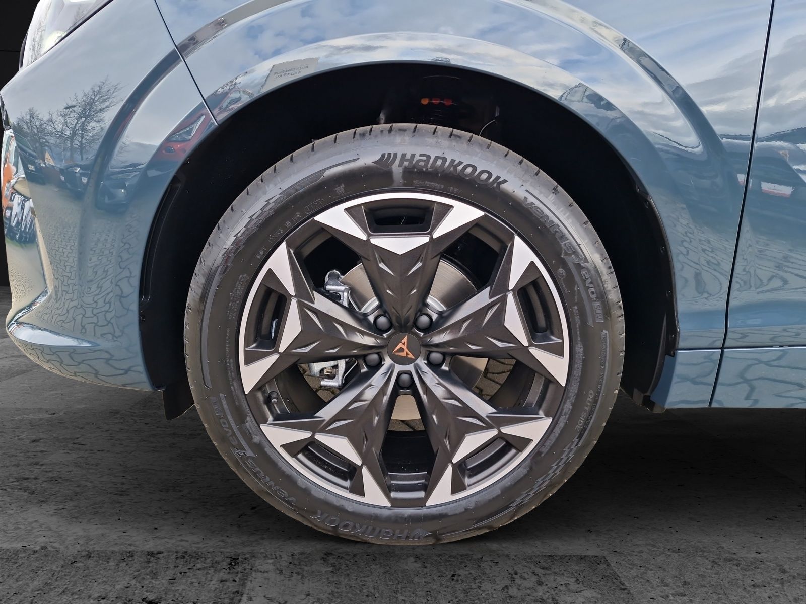 Fahrzeugabbildung CUPRA Terramar 1.5 eTSI DSG ACC AHK KAMERA