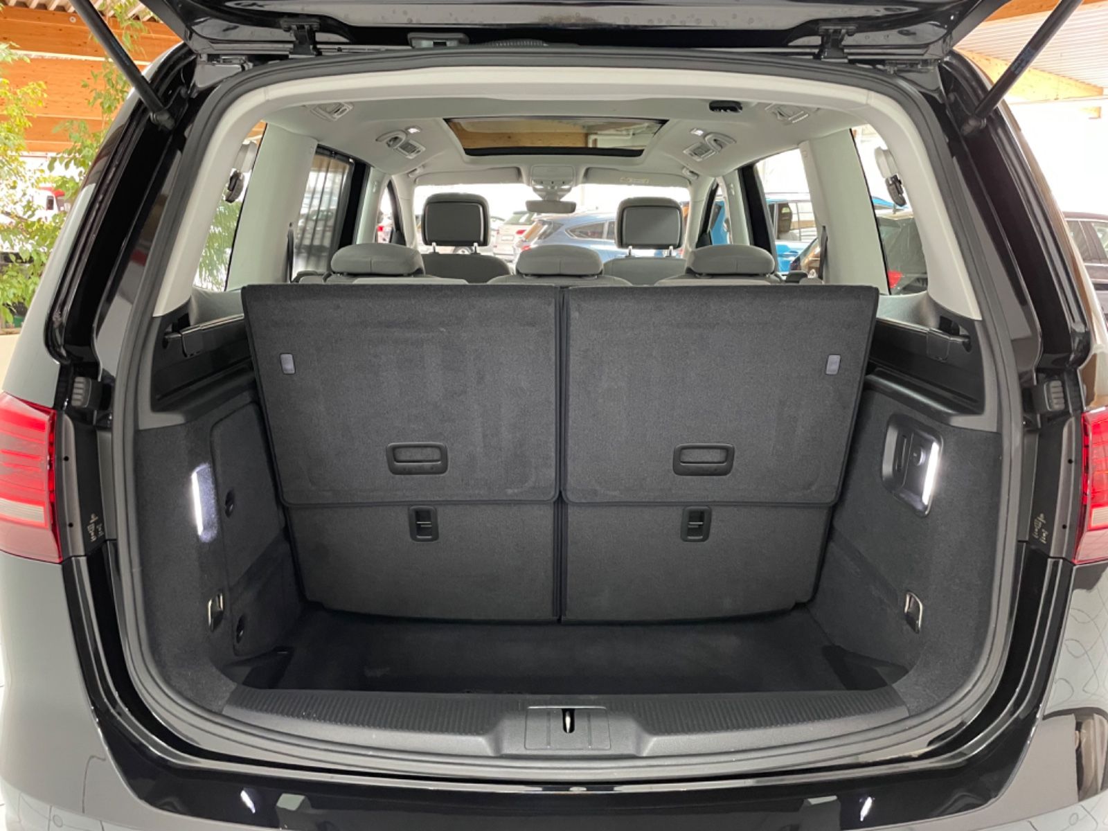 Fahrzeugabbildung Volkswagen Sharan Comfortline BMT/Start-Stopp*7 Sitzer