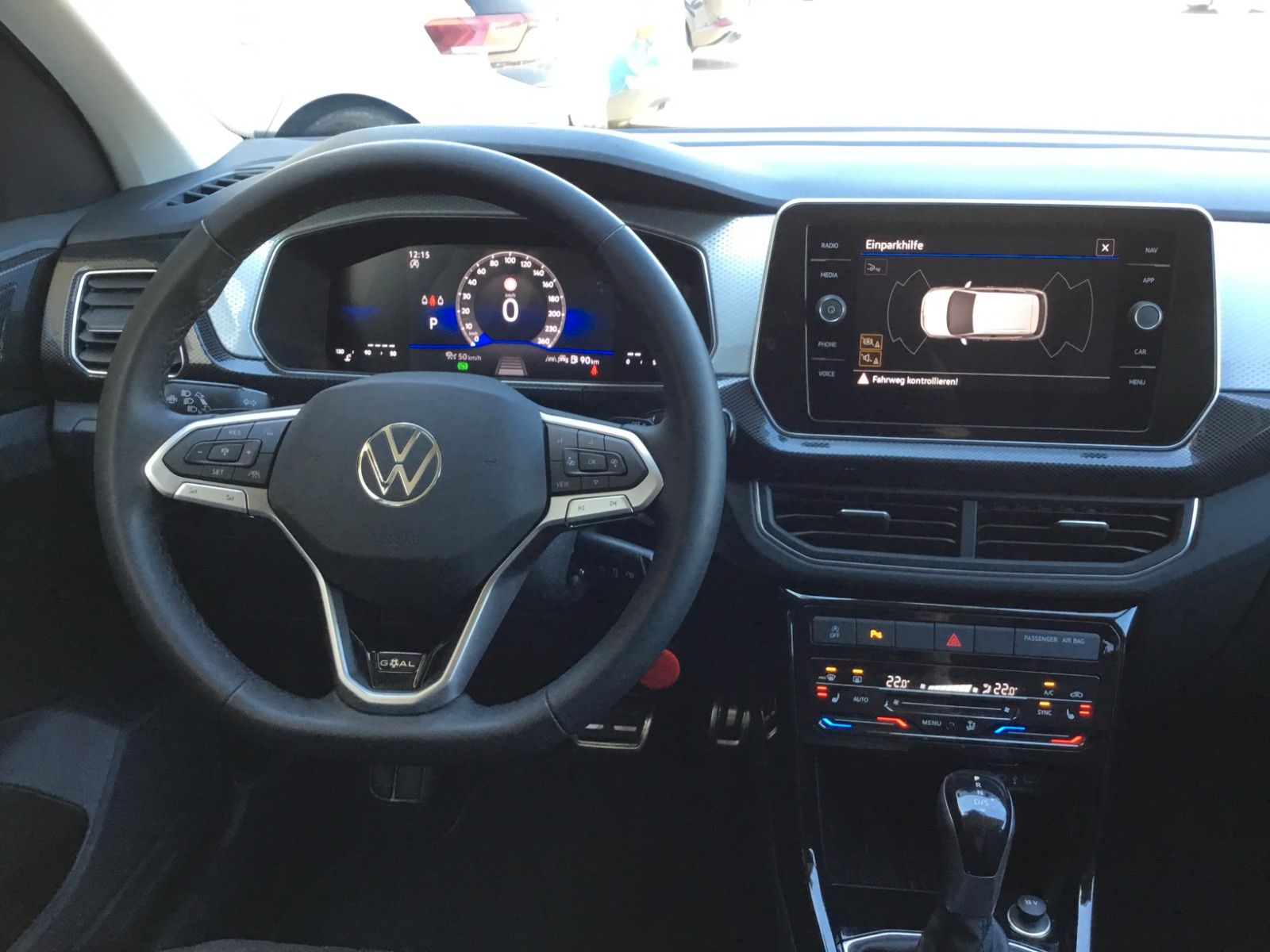 Fahrzeugabbildung Volkswagen T-Cross 1.5 TSI DSG GOAL+AHK+17"+ACC+Kamera