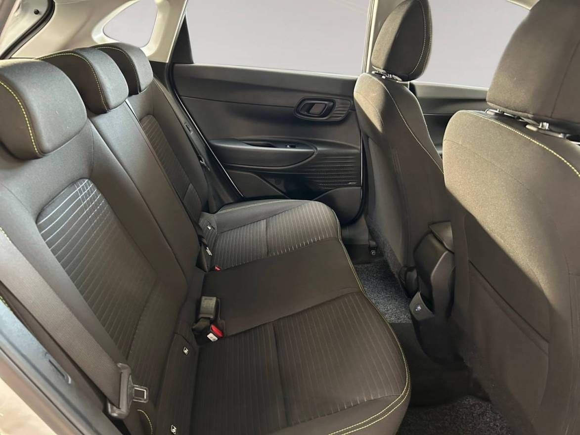 Fahrzeugabbildung Hyundai New i20 Edition Navipaket