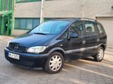 Opel Zafira 2.0 DTI 16V Elegance Elegance 7 Sitze - Opel Zafira: Dti