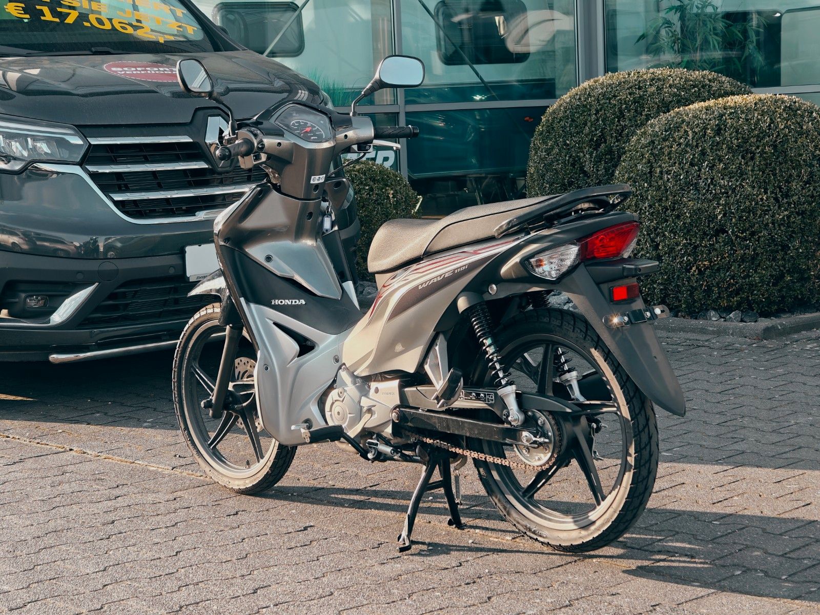 Fahrzeugabbildung Honda WAVE 110i - 109cm³ - AUS ERSTBESITZ