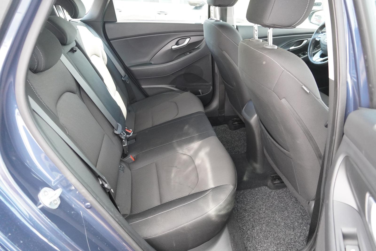 Hyundai i30 1.4 T-GDI Navi Kamera PDC Tempomat Bluetooth