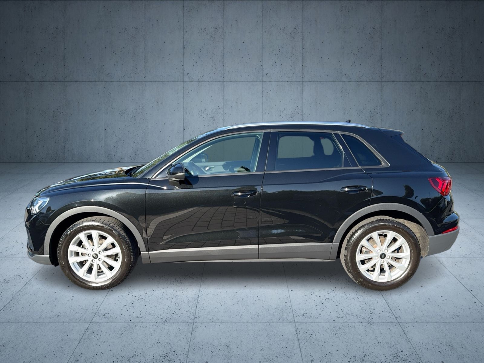 Audi Q3 35 TFSI S tr Nav/LED/Temp/ASI/EPH/Klimaaut/18 imagem 2