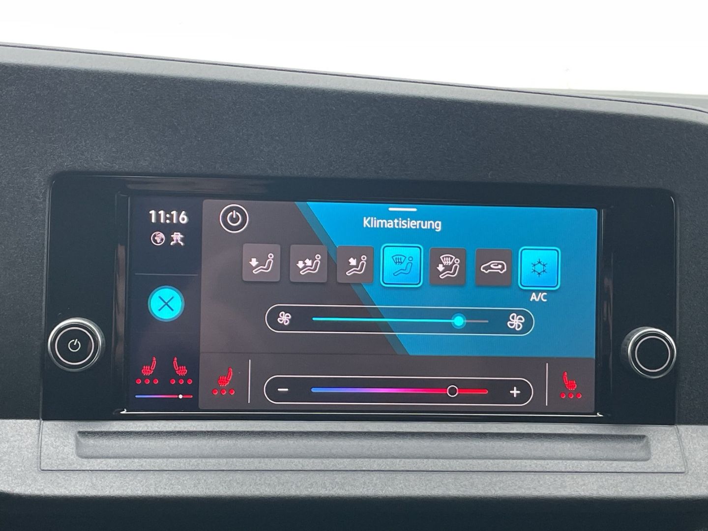 Caddy Maxi Cargo 2.0 TDI AHK/Kamera/Sitzheizung 