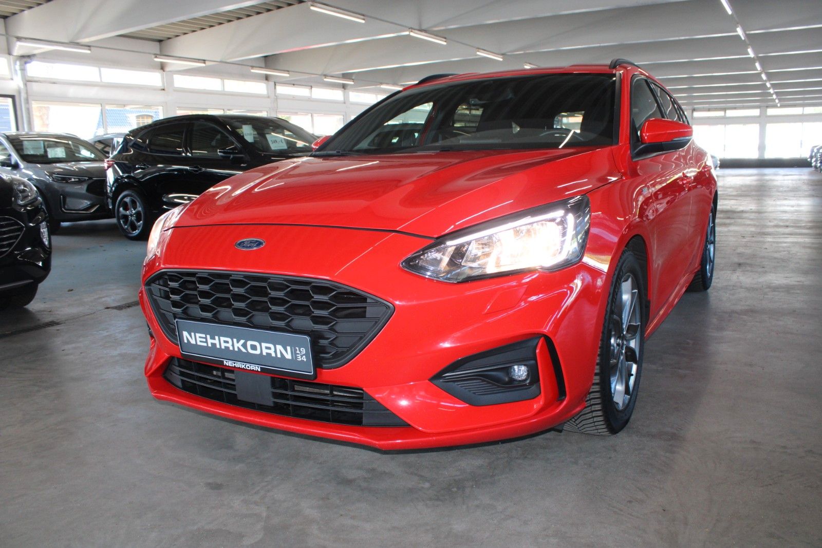 Fahrzeugabbildung Ford Focus ST-Line Automatik WinterPaket CAM ACC
