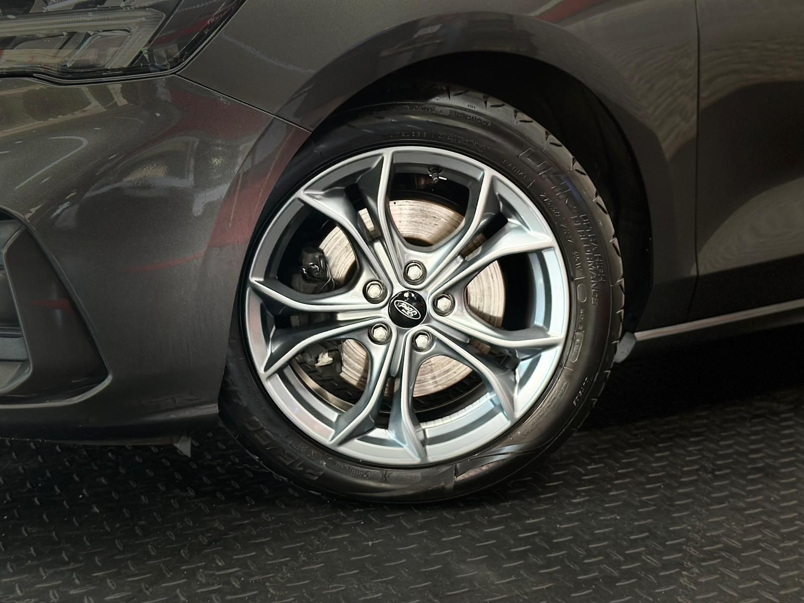 FORD Focus 1.0 EB ST LINE X *HUD#SHZ#LH#FH#LED#TEMP - Image 9