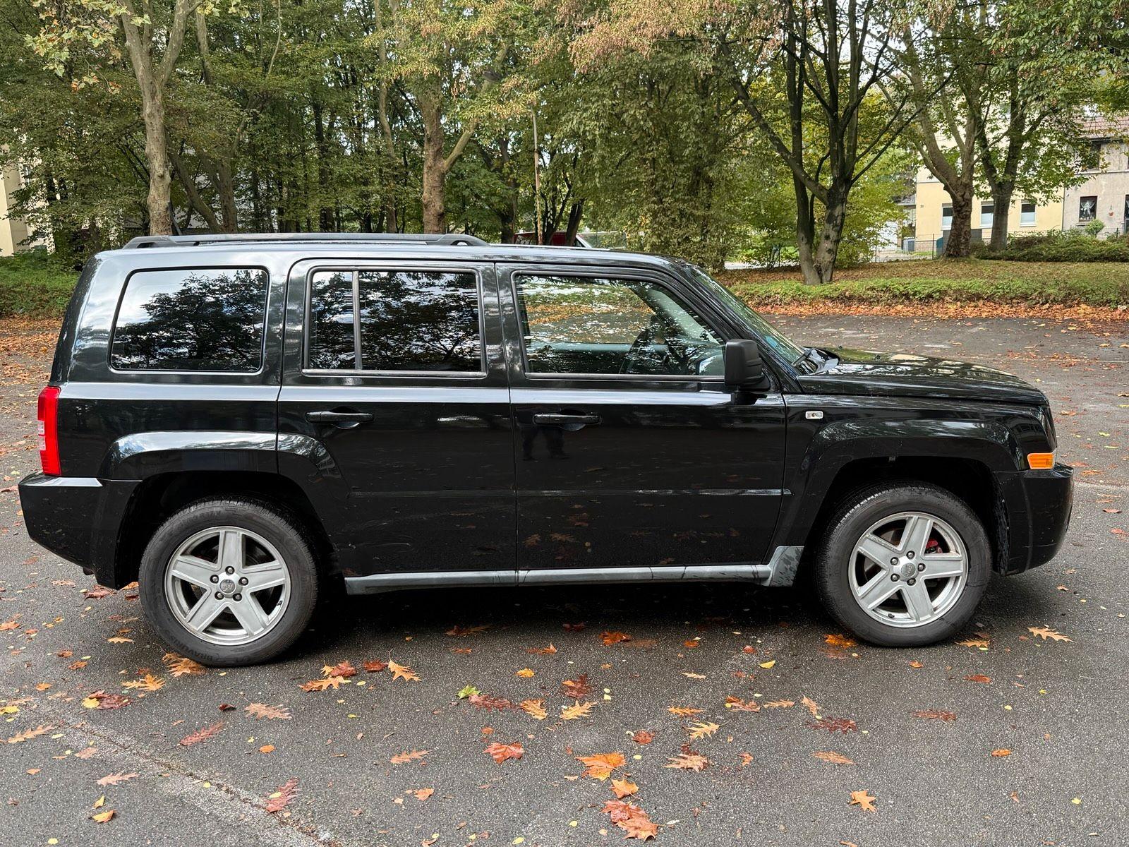 Jeep Patriot 2011 — фото 6