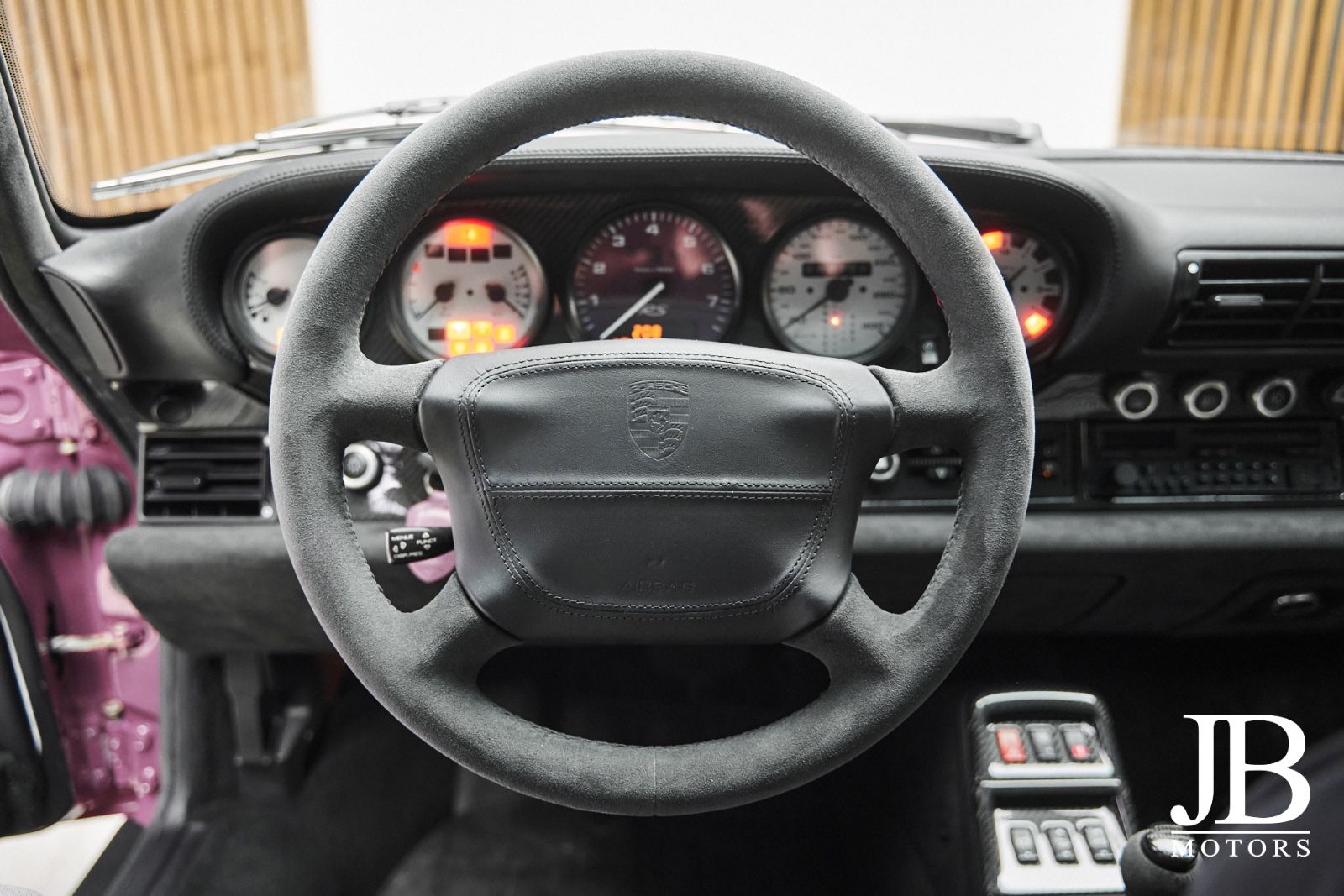 Fahrzeugabbildung Porsche 993 Carrera RS Optik Neuaufbau Recaro Carbon