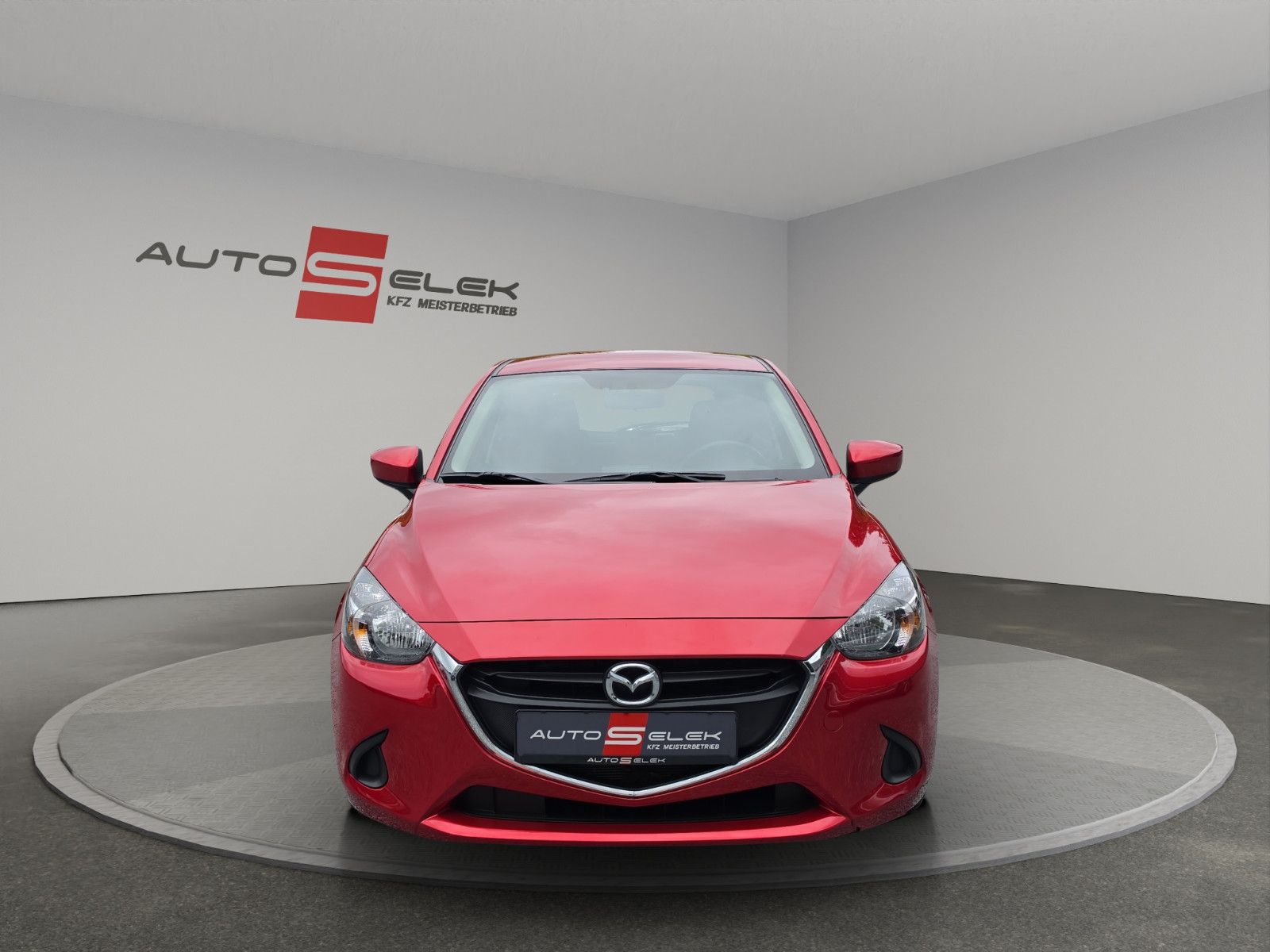 Fahrzeugabbildung Mazda 2 Lim. Center-Line AUS 1.HAND NUR 23 TSD. KM