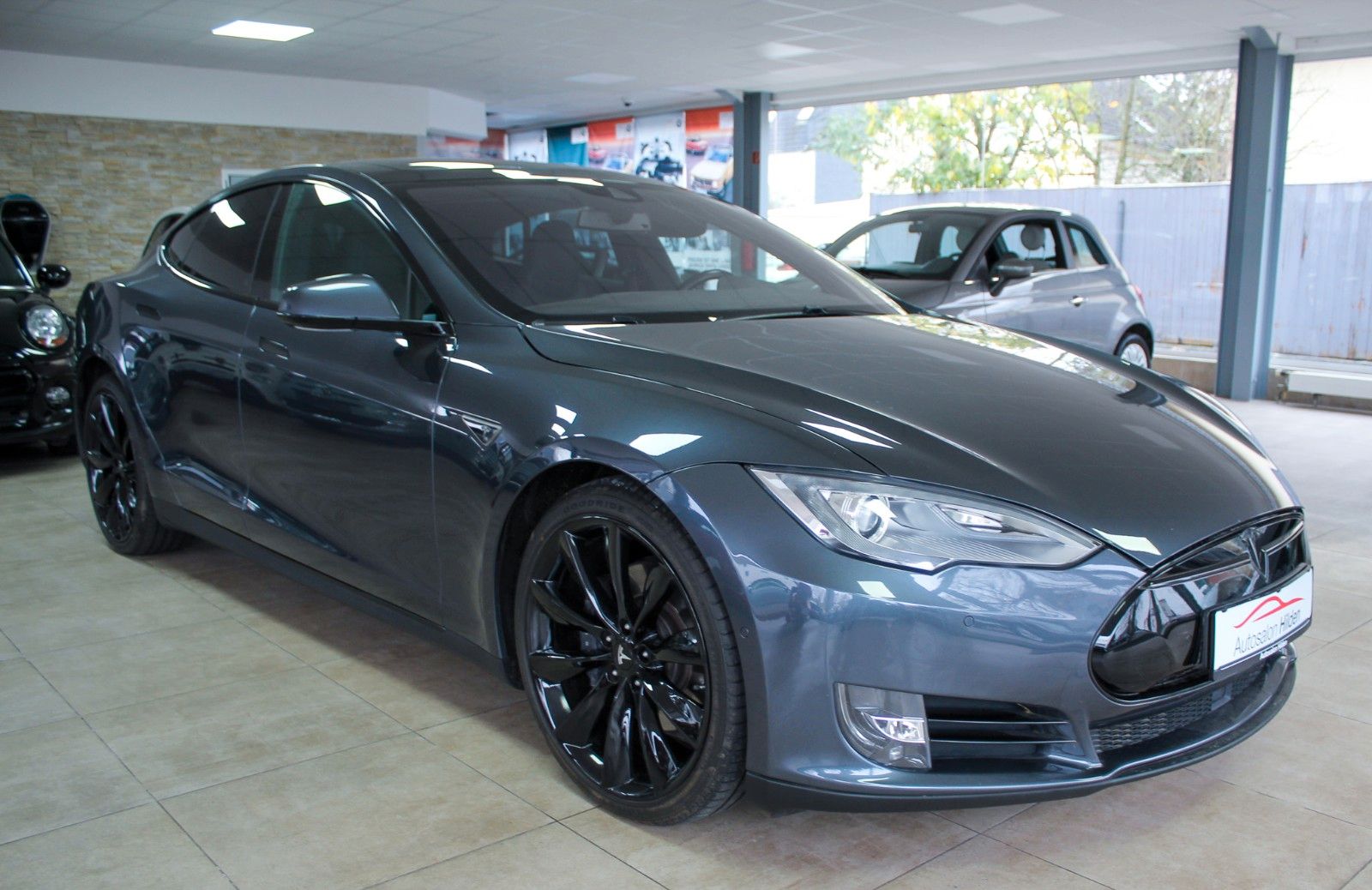 TESLA Model S