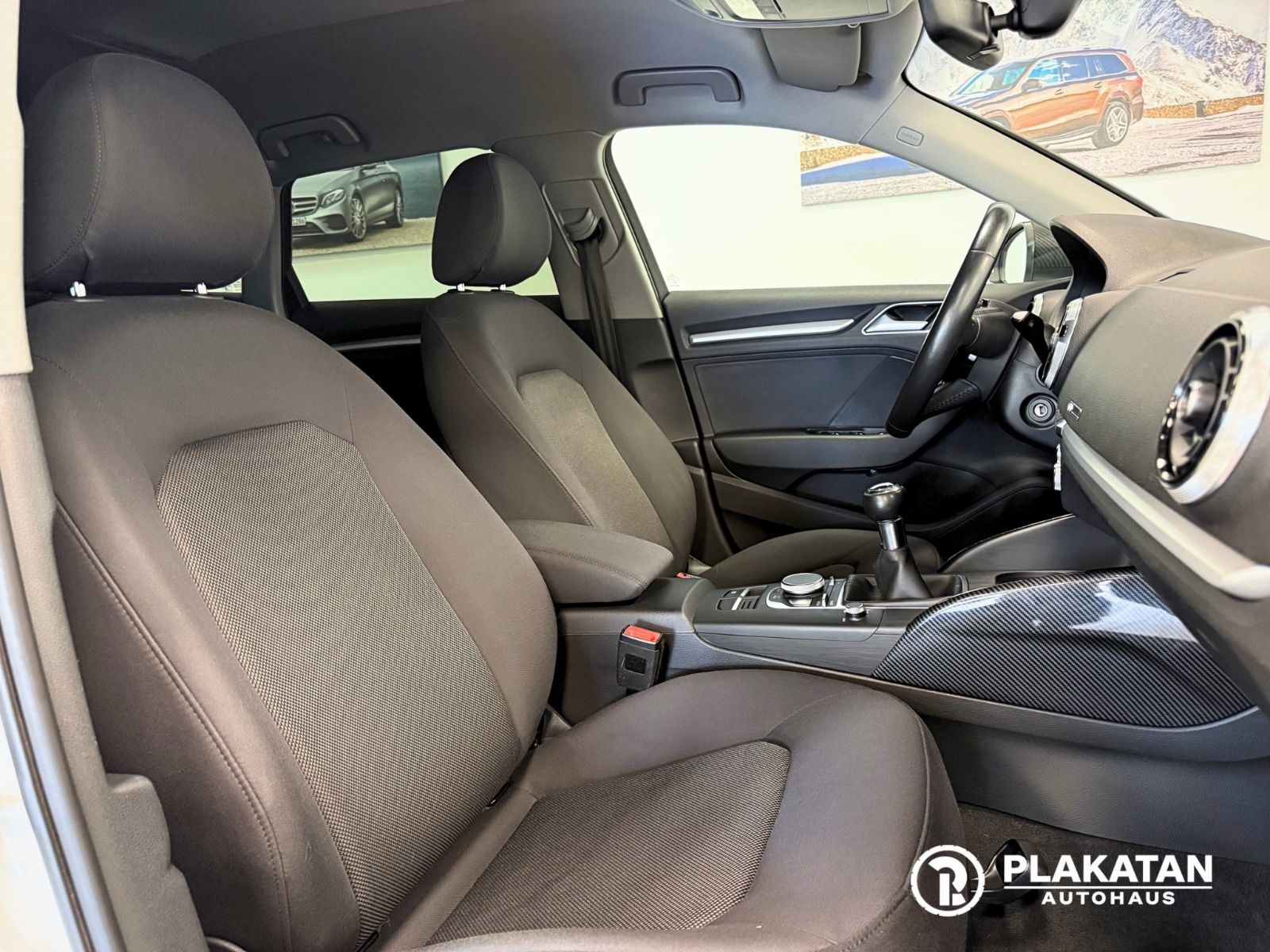 Fahrzeugabbildung Audi A3 Sportback Navi DigitalInstr LED