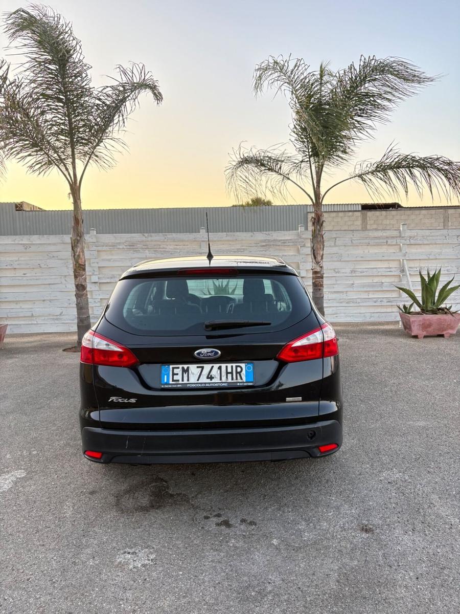 Ford Focus 2012 — engine 1.560 cm³, 116 HP (85kW)