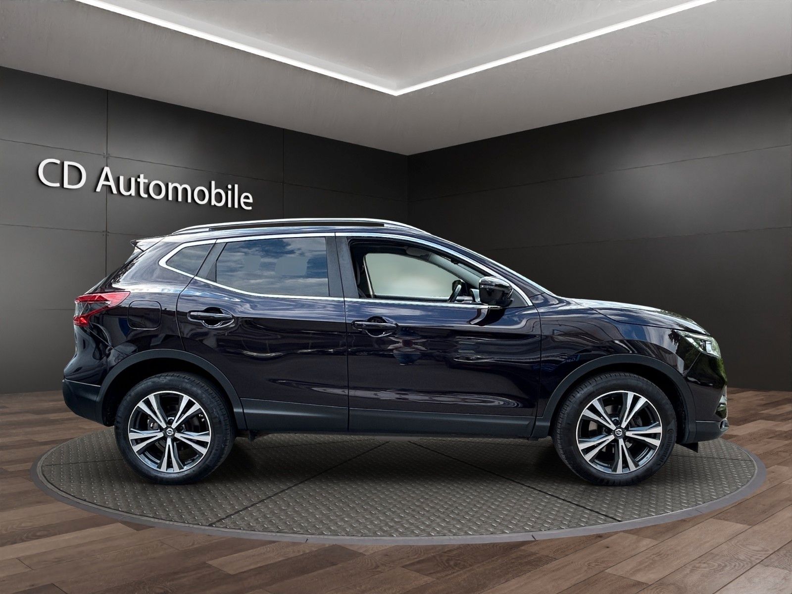 Fahrzeugabbildung Nissan Qashqai Tekna+ Klima/Kamara 360°/Panorama