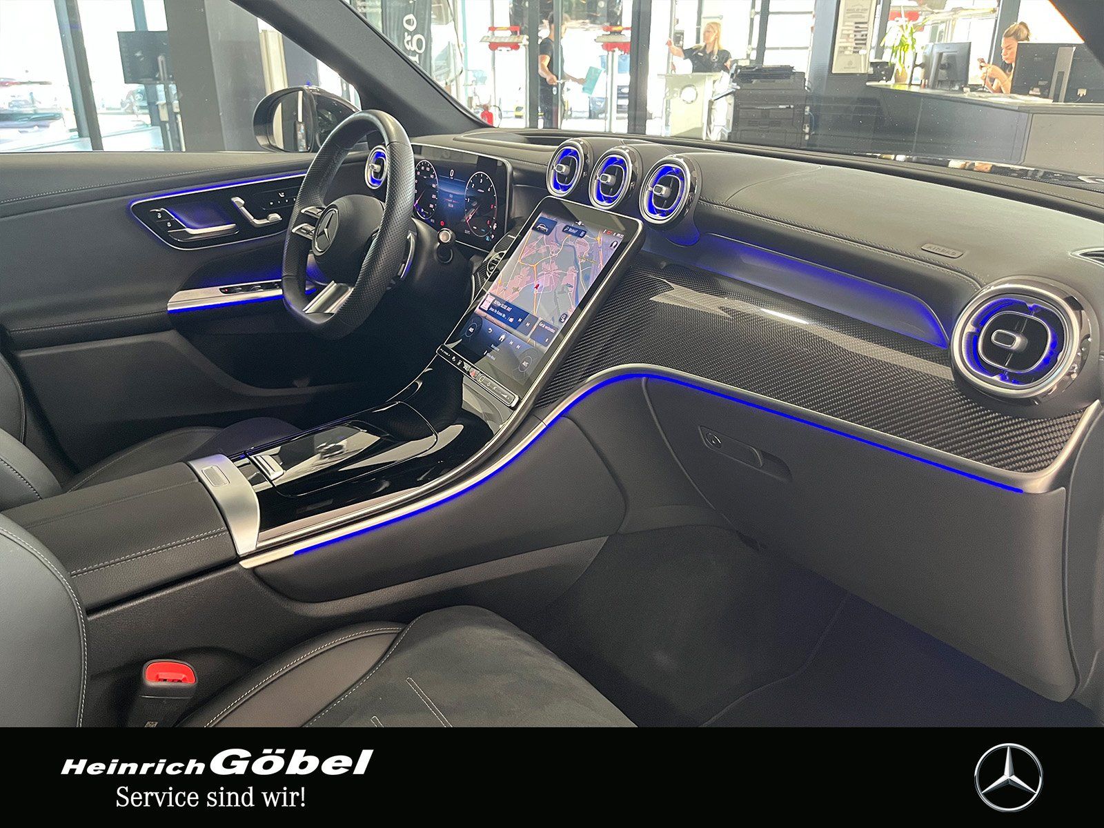 Fahrzeugabbildung Mercedes-Benz GLC 450 d AMG+PANO+AHK+AIRMATIC+STANDHZ.+BURMEST