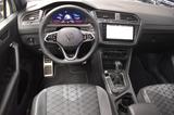 Volkswagen Tiguan 2.0 TDI R-LINE 4M*PANO*AHK*STAND-HZ*LED - gebrauchte VW Tiguan aus dem Jahr 2023