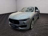 Maserati Levante GranLusso Pan. 22 Zol.Luftf.Voll Voll - Maserati Levante mit Diesel-Antrieb