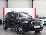 BMW X5 xDrive 40d M-SPORTPAKET / 7-SITZER / PANORAMA
