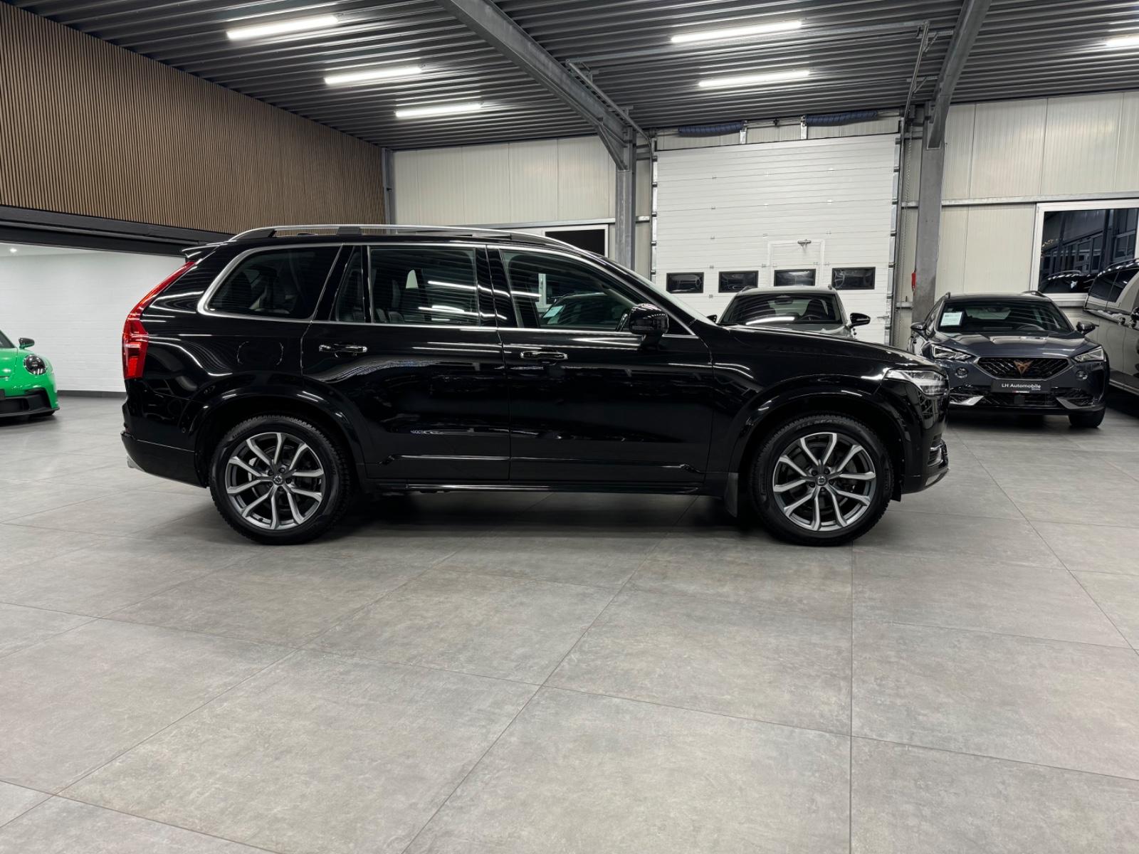 Volvo XC 90 Momentum AWD Navi SHZ LHZ LED 7-Sitzer