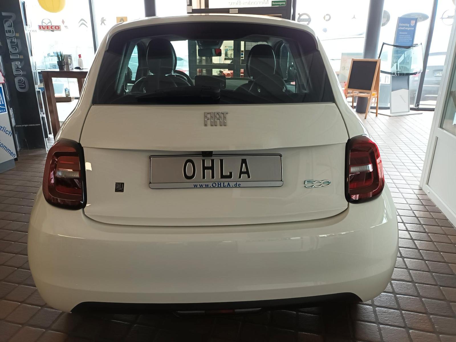 Fiat 500e Icon *Tempomat*Digitales Display*Kamera*...
