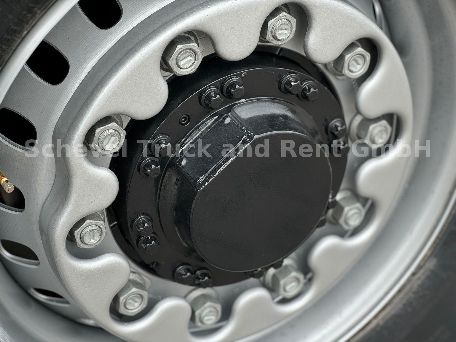 Fahrzeugabbildung MAN TGS 18.480 BL SA 4x2H mit Hydraulikvorbereitung