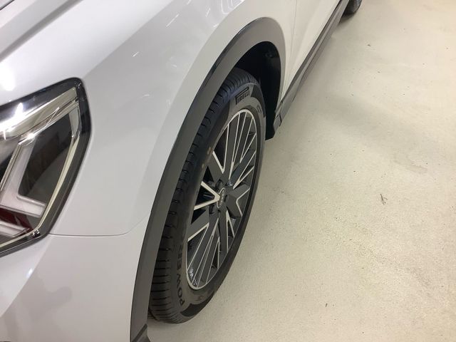 Q3 S line 45 TFSI e S tronic,LED,Navi Plus,S-lin