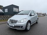 Mercedes-Benz A 180 Elegance BlueEfficiency*SHZ*ALU*KLIMA*TÜV* - gebrauchte Mercedes-Benz A 180 aus dem Jahr 2009