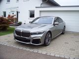 BMW M760Li xDrive Individual/B&W/Pano/V-Max 305/I.Hd - BMW M760 Gebrauchtwagen