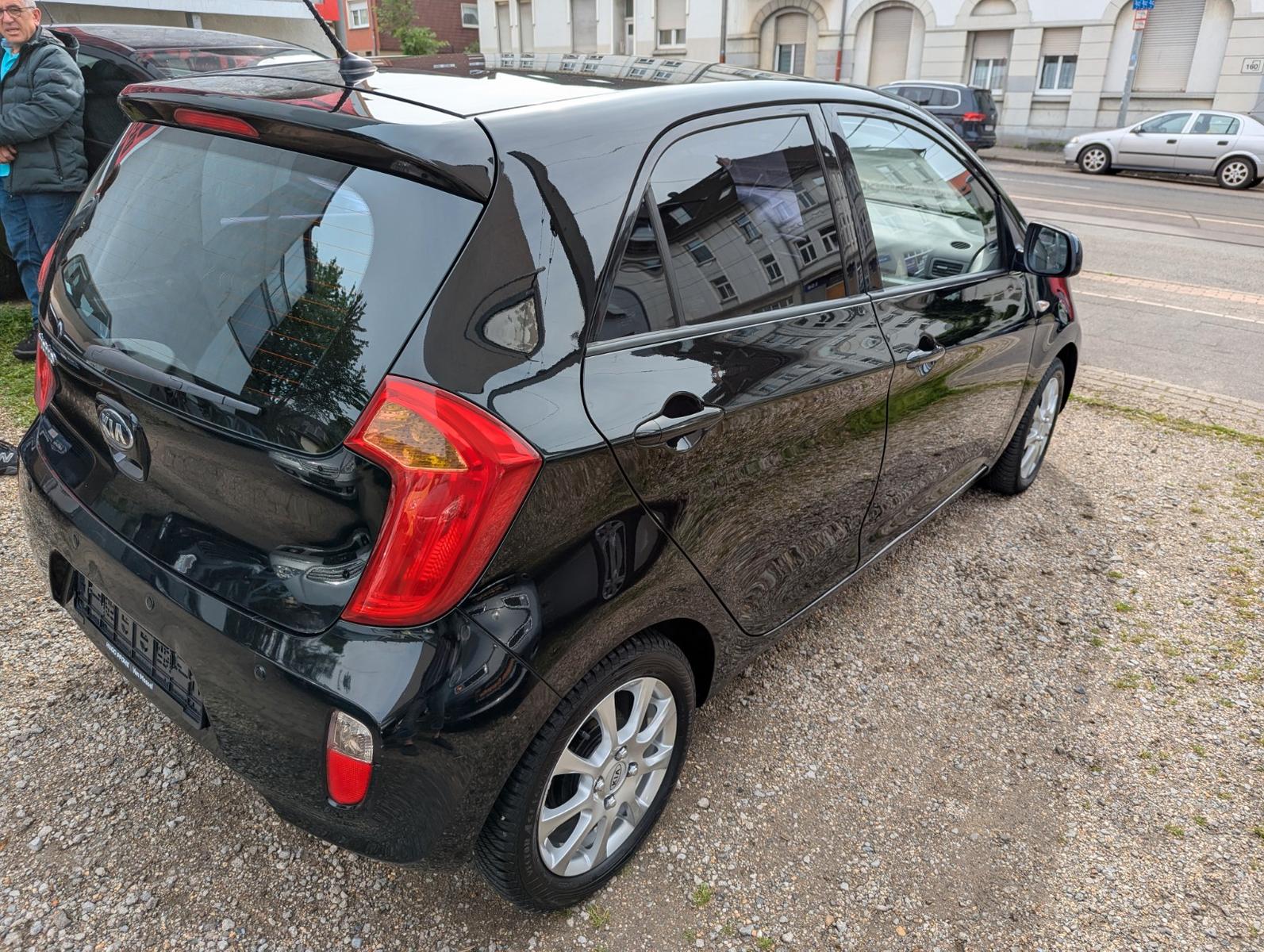 Kia Picanto Attract 1,0 Klima gepflegt 2.Hand