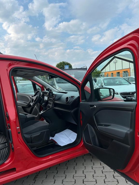 Car Image 23
