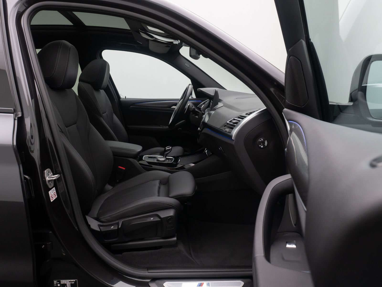 Fahrzeugabbildung BMW X3 xD20d M Sport Laser Pano Kamera HUD DAB HiFi