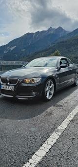 BMW 335i Coupé - - BMW 335 aus 2007: Coupe, 335i