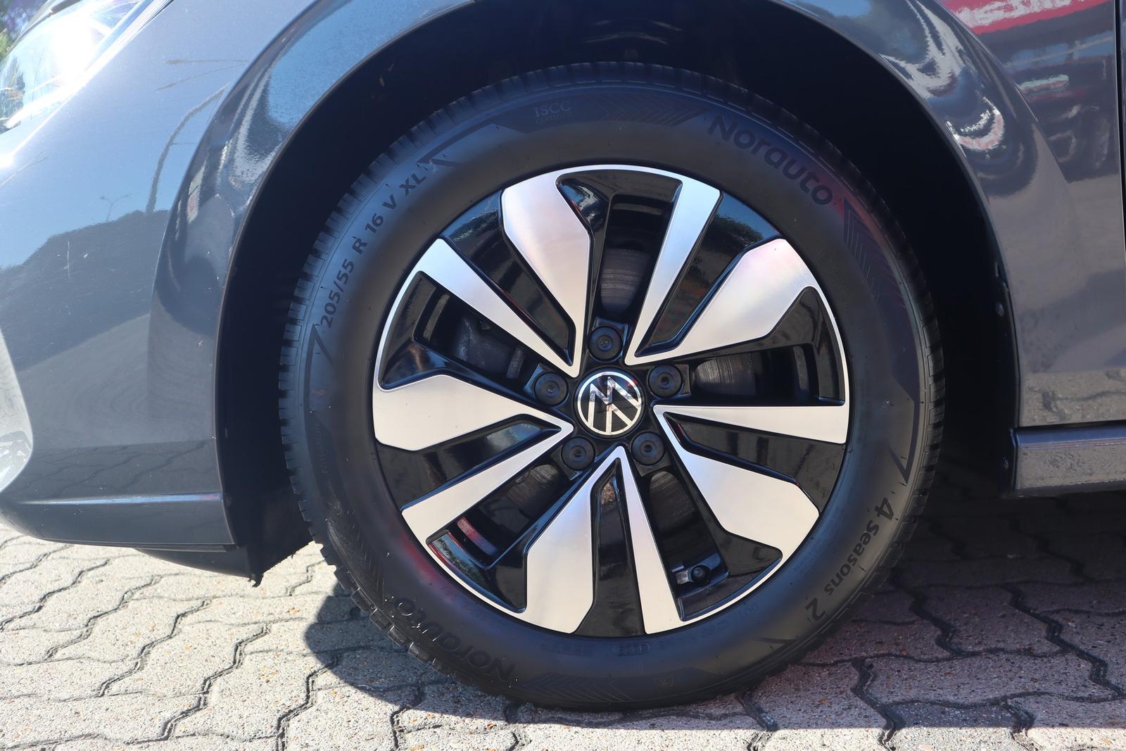 Volkswagen Golf VIII 1.5 TSI Goal LED Navi Sitzheizung ACC, миниатюра 8