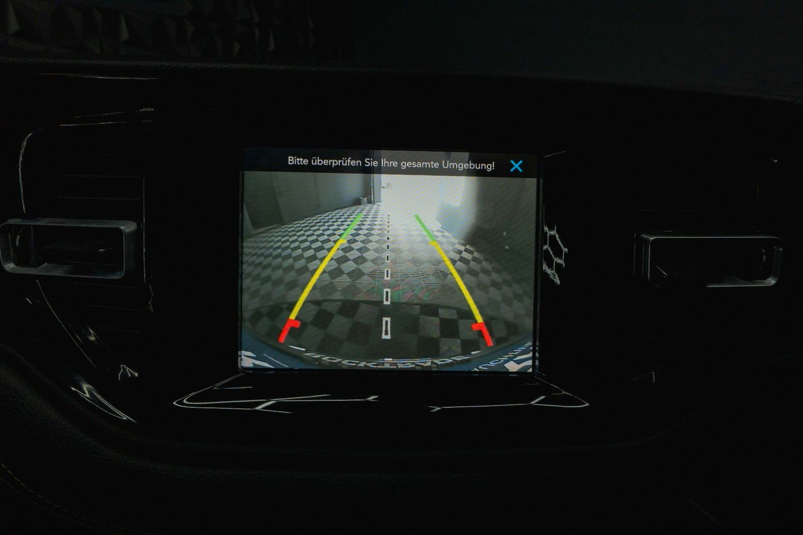 Fahrzeugabbildung Dodge Durango 5.7 V8 R/T SRT 4x4 Night-Paket Modell 22