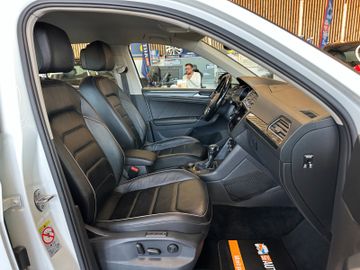 MYAUTOCENTER – Gebraucht- und Jahreswagen mit Werkstattservice in Pfaffenhofen Volkswagen Tiguan *Highline*4Motion*Leder*AHK*LED*