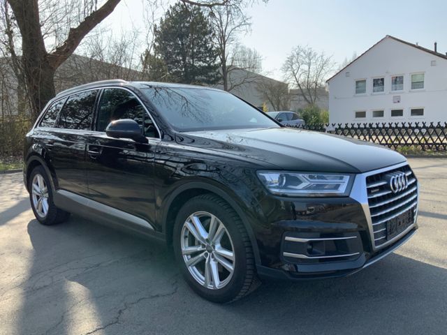 Audi Q7 3.0 TDI*ORIGINAL 56.TKM*S-LINE*7.SITZER*