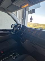 Volkswagen T6 Transporter - Volkswagen T6 Transporter mit Diesel-Antrieb: Blau